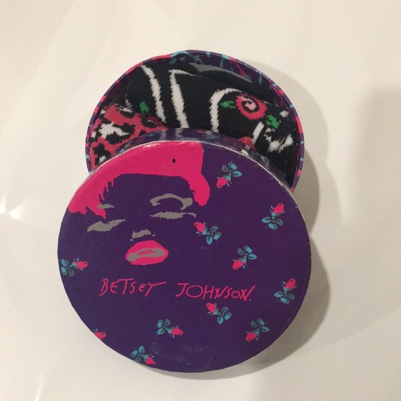 BETSEY JOHNSON Women’s Socks X 2 Pairs - Picture 2 of 5